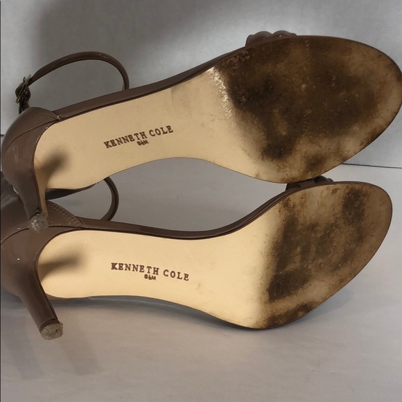 Kenneth Cole Nude patent sandals - Picture 5 of 8